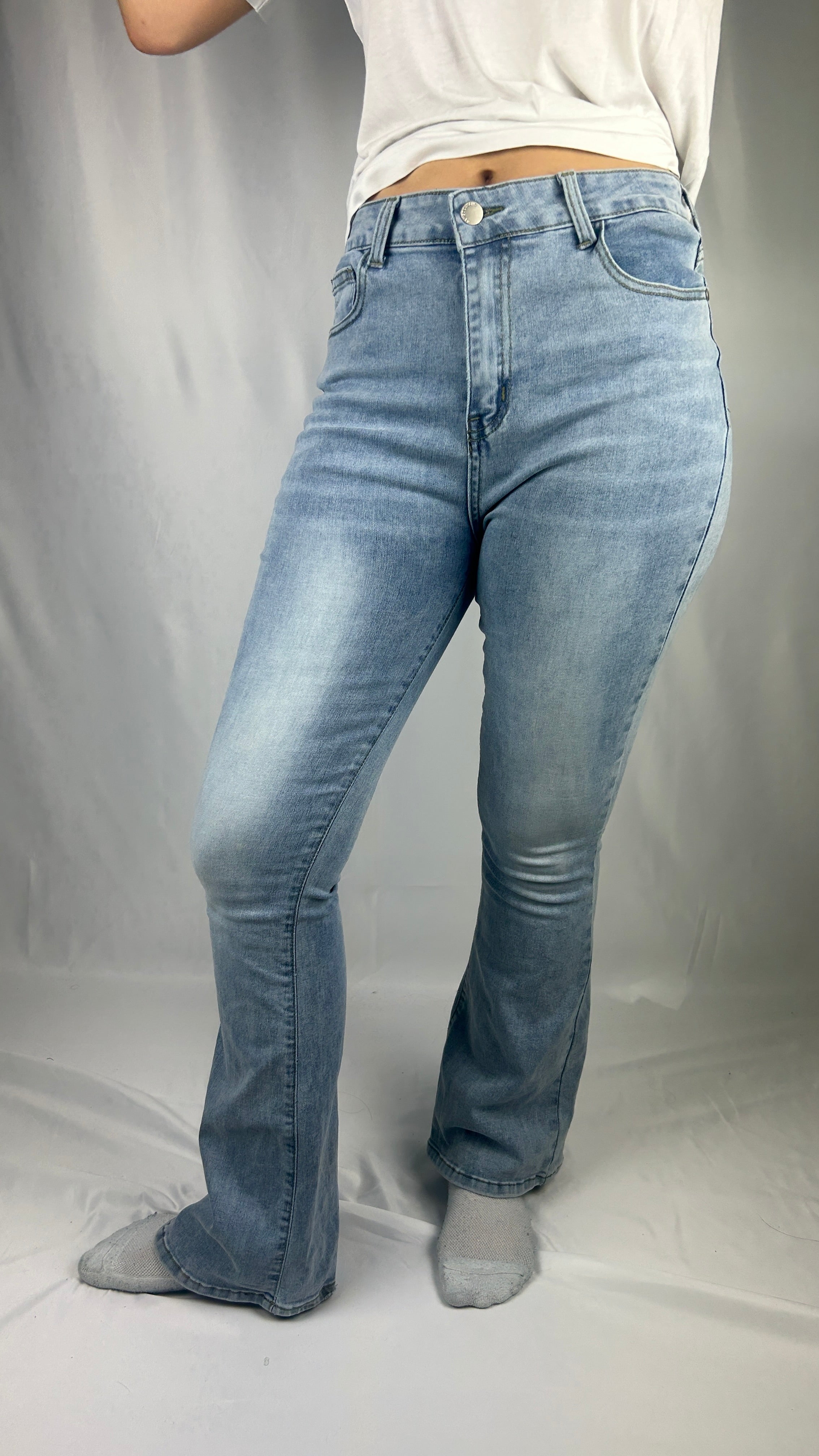 High waist!!! Skull Embroided Bootcut Jeans