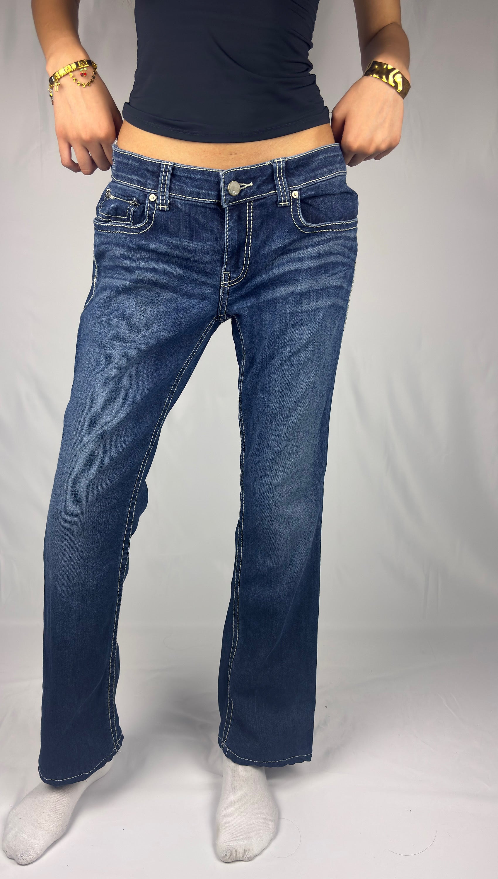 Signature Seam Flare