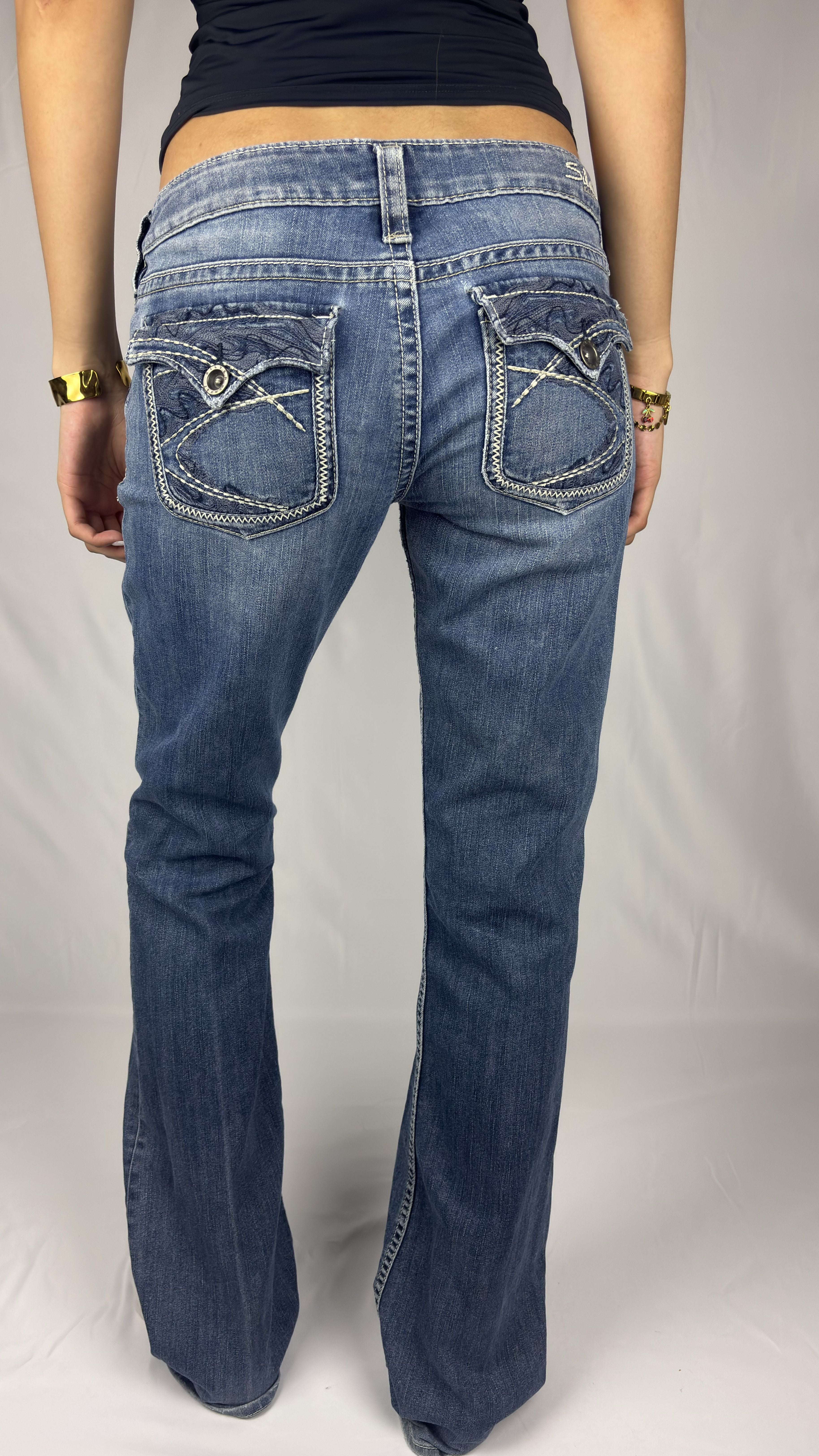 Silver Jeans Vintage Bootcut Denim – Blue Wash